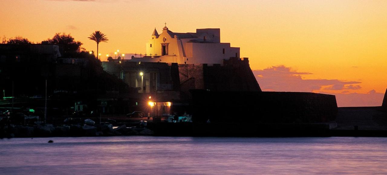 Bilocale Sul Lungomare Di Forio D'ischia - Serpico Sea & Forio (Isola d'Ischia)